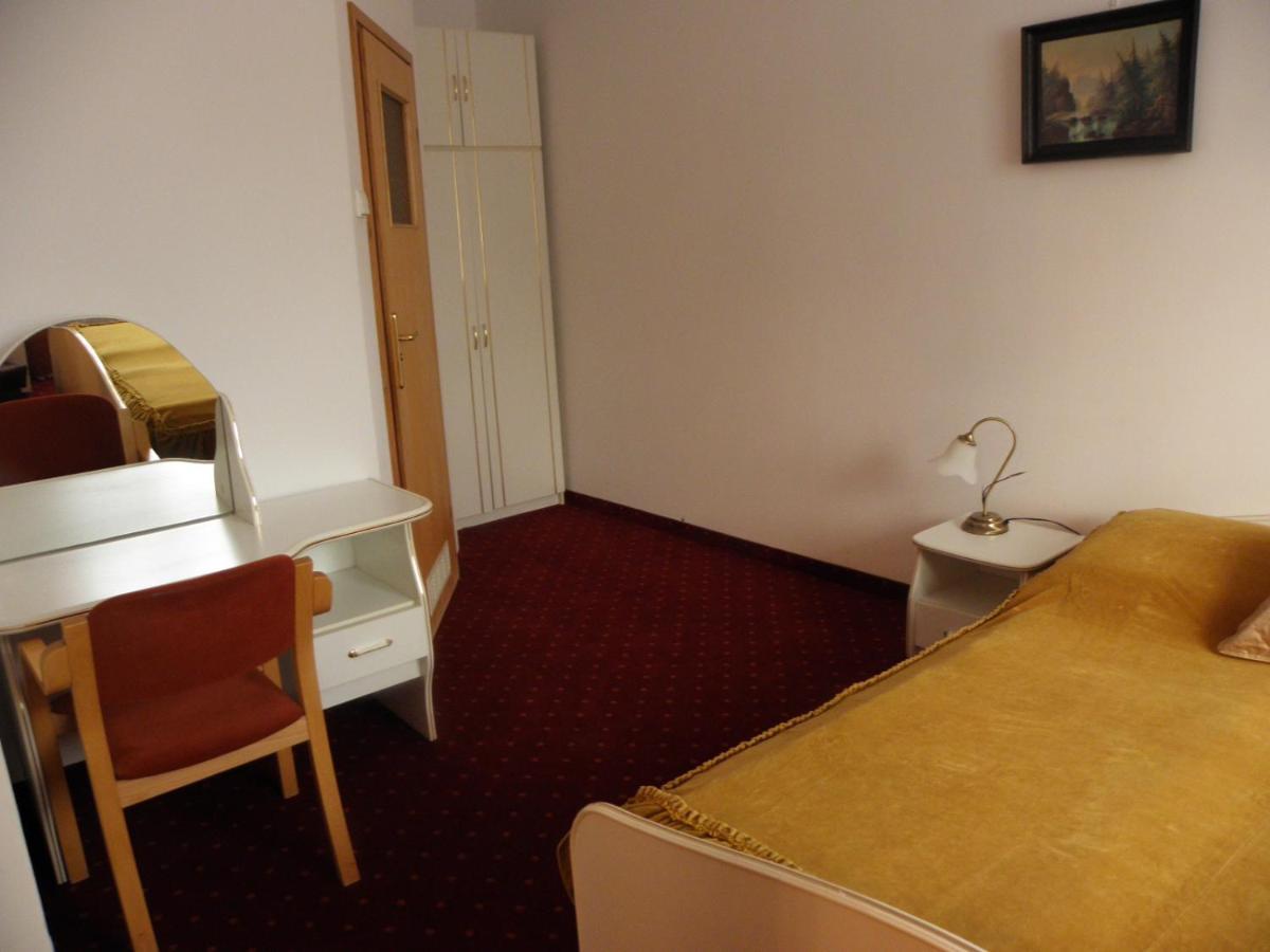 Centrum Konferencyjne Ibib Pan Варшава Екстер'єр фото
