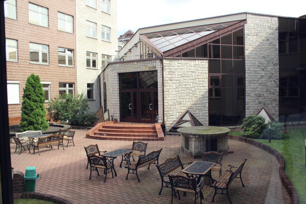 Centrum Konferencyjne Ibib Pan Варшава Екстер'єр фото