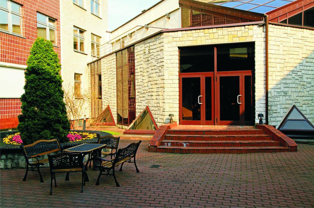 Centrum Konferencyjne Ibib Pan Варшава Екстер'єр фото