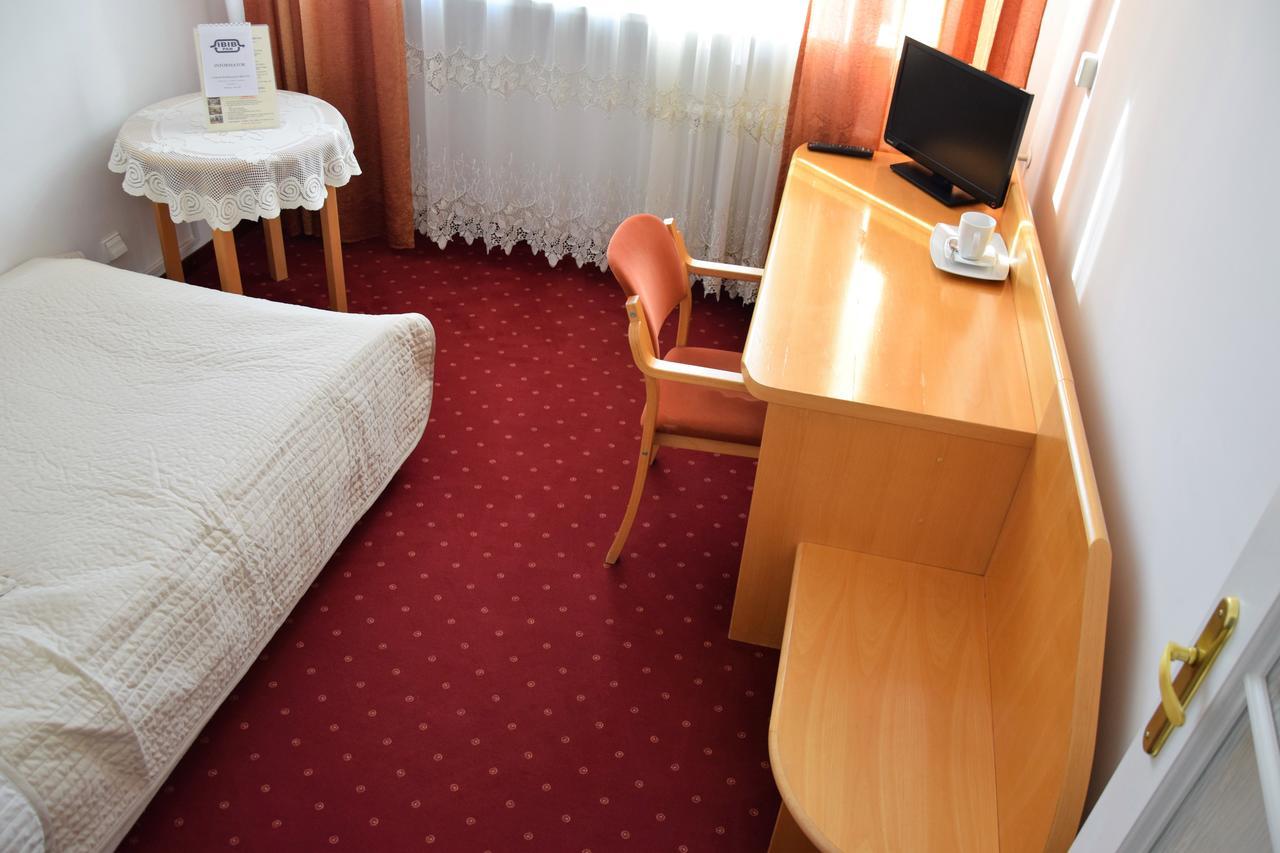 Centrum Konferencyjne Ibib Pan Варшава Екстер'єр фото