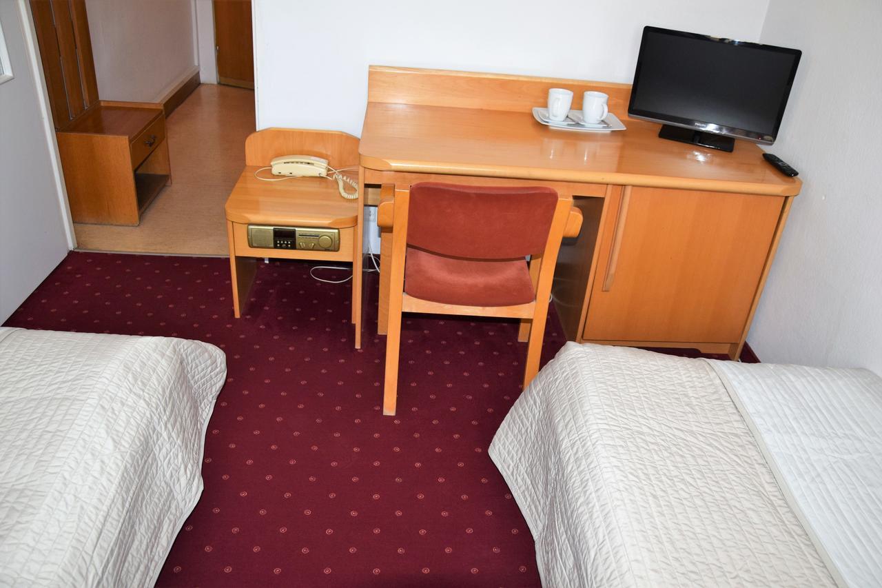 Centrum Konferencyjne Ibib Pan Варшава Екстер'єр фото